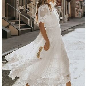 Chic White Lace Midi Dress